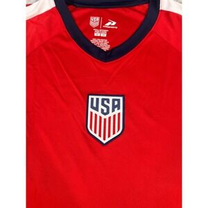 Icon Sports US Soccer Jersey Mens Medium Red USA Crest V-Neck  Jersey